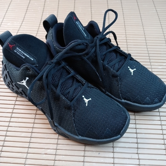 Nike Jordan Jumpman Team Diamond Low CL1207-010 black black men's sz 8.  ZM.0023 - Picture 1 of 13